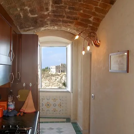 In Centro E Sul Mare Тропея
